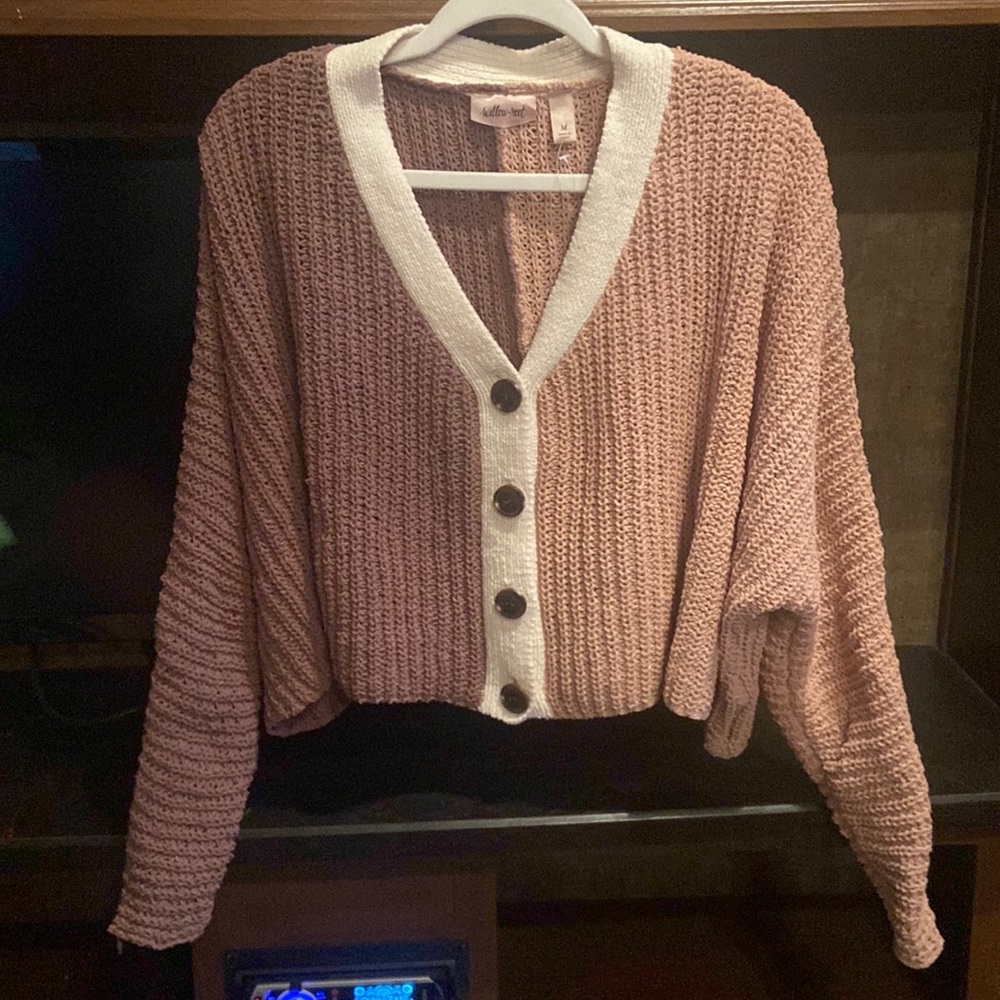 Dual toned knit sweater